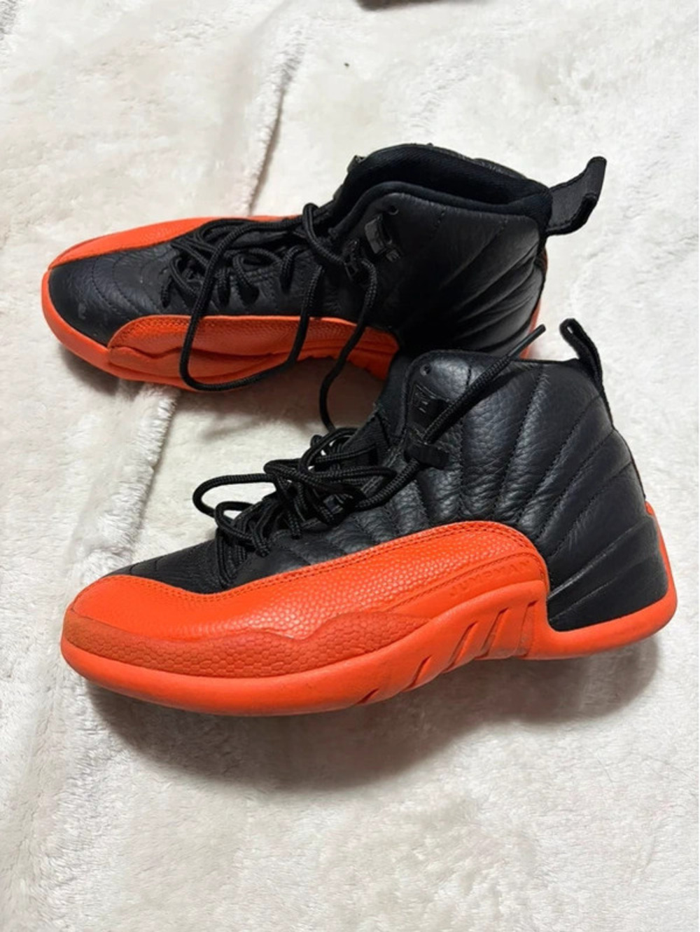Nike Air Jordan 12 Retro Brilliant Orange Size 6 Sneakers